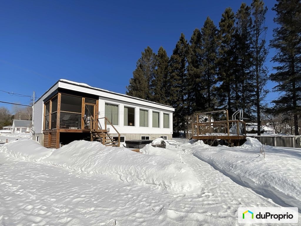 $374,900 - Bungalow for sale in St-Damien — photo 2