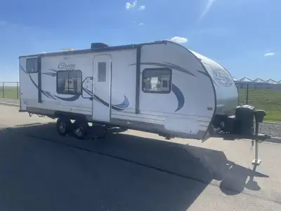 Welcome to Eldorado RV Sales, the longest running dealership in Southern Alberta! Equipped With: Pow...
