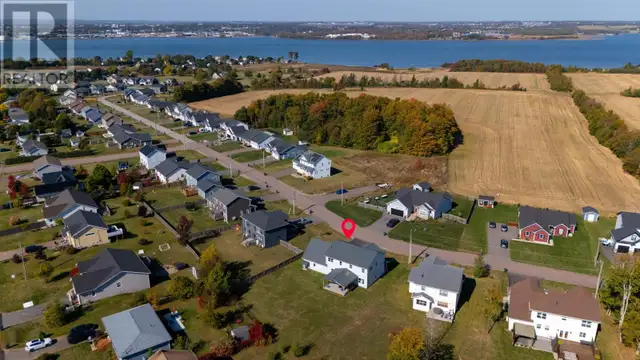 76 Birch Woods Lane Stratford, Prince Edward Island in Houses for Sale in Charlottetown - Image 4