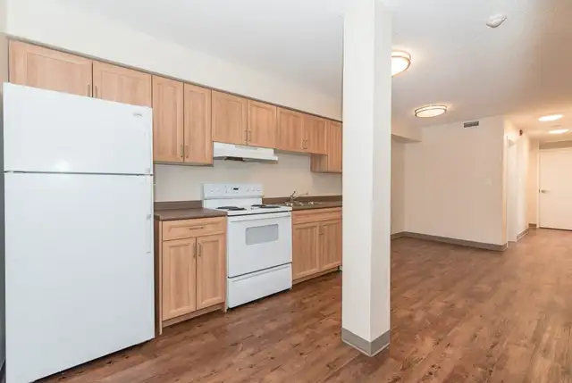 1 Female Student Bed in Unit 1 at 298 Spruce- $1,000 Gift Card!! in Room Rentals & Roommates in Kitchener / Waterloo - Image 13