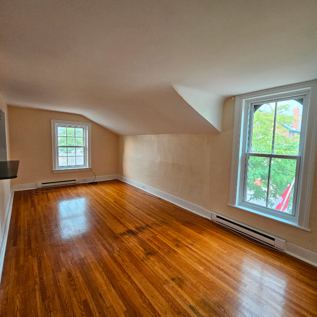 One Bedroom Apartment Cobourg Spacious Refreshed Long Term Rentals