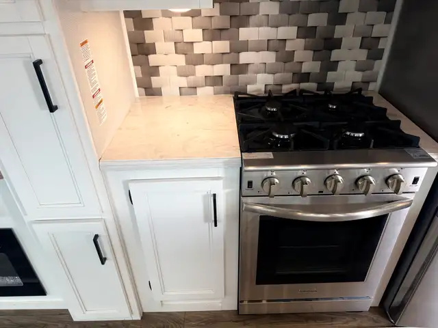 2022 Forest River CRUSADER 382 MBH in Travel Trailers & Campers in St. Albert - Image 24