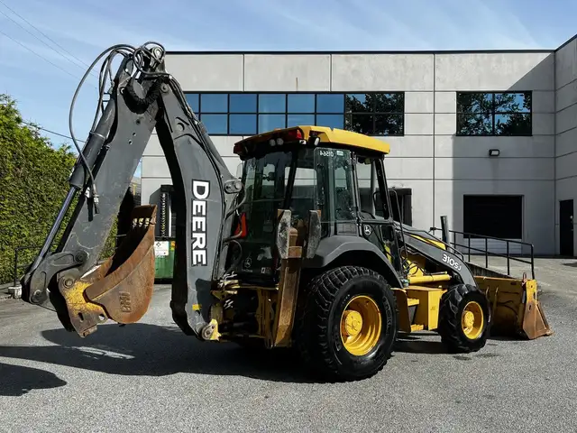 2010 John Deere 310SJ 4x4 Wheel Loader Extended Hoe 4 in 1 92 in in Heavy Trucks in Edmonton - Image 11