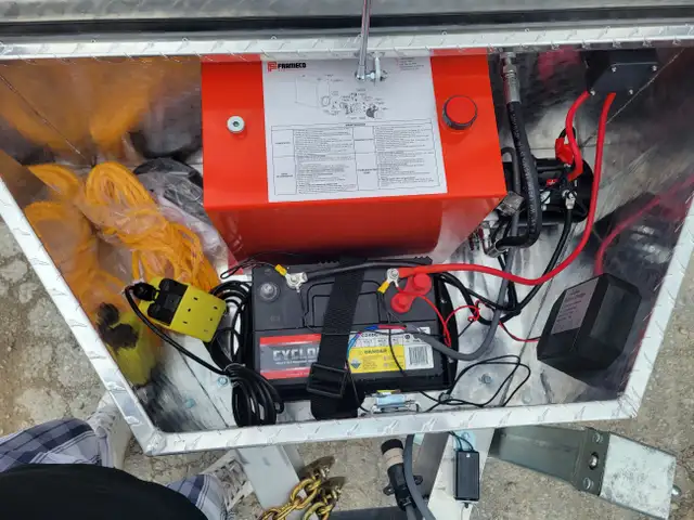 2024 6x12 5t High side Dump in Cargo & Utility Trailers in Mississauga / Peel Region - Image 11