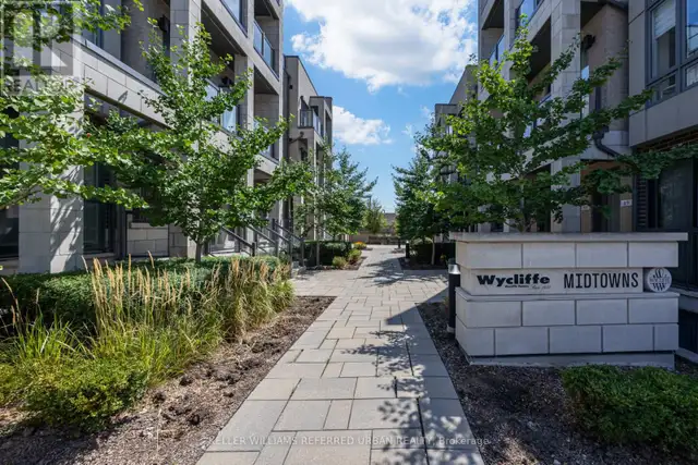 52 - 719 LAWRENCE AVENUE W Toronto (Yorkdale-Glen Park), Ontario in Condos for Sale in City of Toronto - Image 3