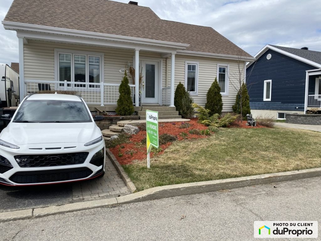 $529,900 - Bungalow for sale in Levis — photo 1