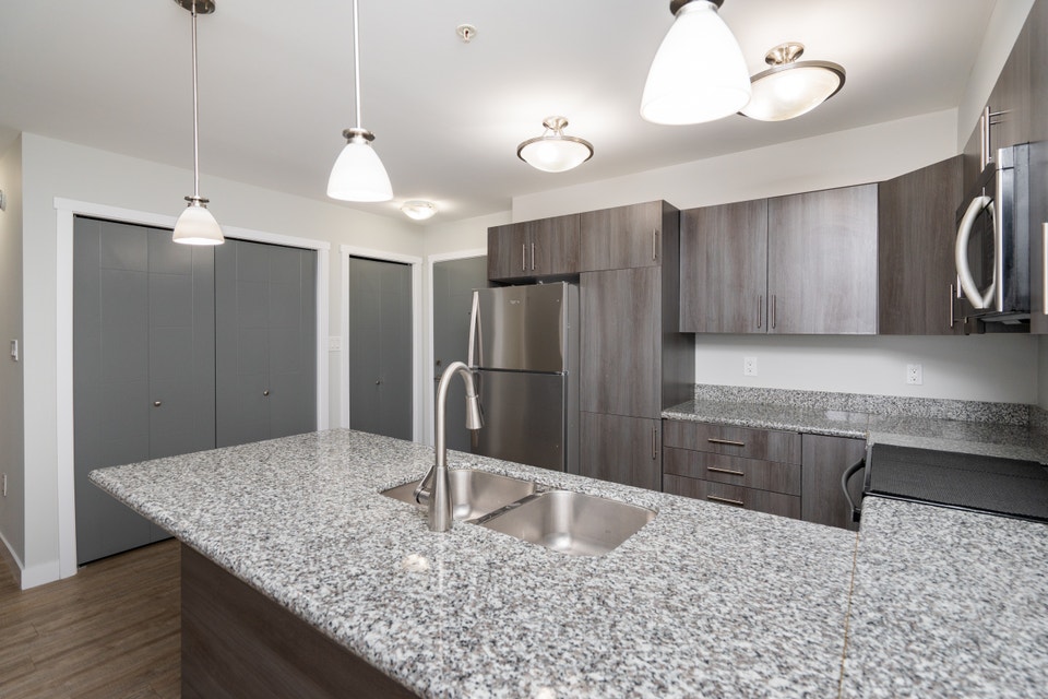 Waterford Village Apartments - 1 Bedroom, 1 Bath A2 Apartment fo 5