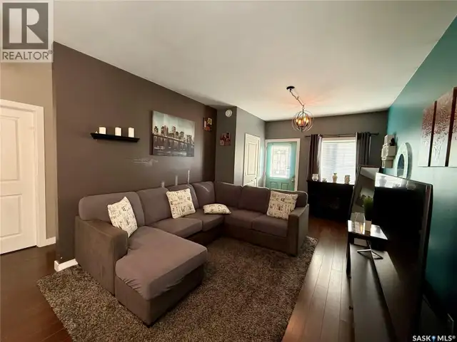 106 7th STREET W Kindersley, Saskatchewan in Houses for Sale in Saskatoon - Image 7