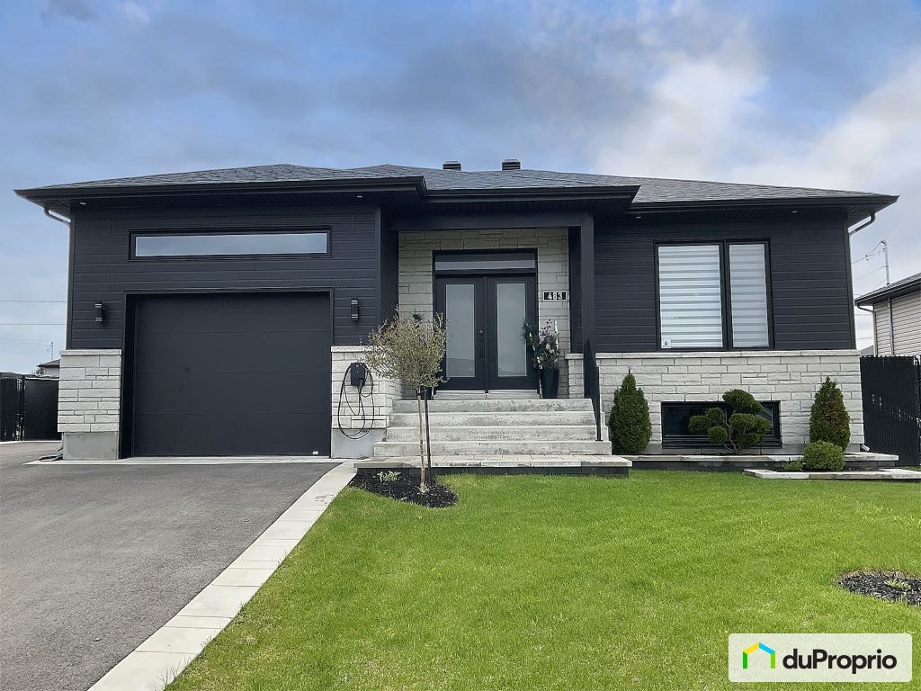 $699,900 - starting at - Bungalow for sale in St-Lin-Laurentides — photo 2