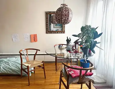 SPACIOUS 1-bedroom, NDG, Fridge & Stove & Balcony