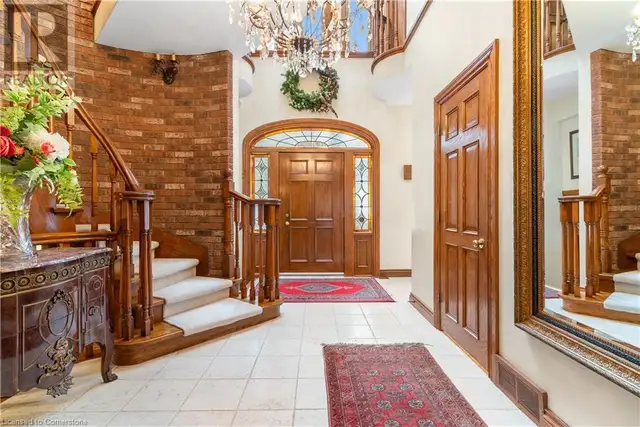 32 MAPLE HILL Drive Kitchener, Ontario in Houses for Sale in Kitchener / Waterloo - Image 10