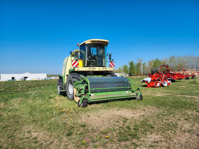 2010 Krone Big X 500 in Farming Equipment in St. Albert - Image 3