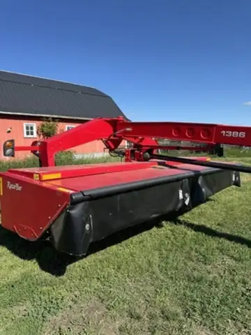 16 F T: YES 1000 P T O: YES Description: Center Pivot: YES Steel Rollers With Helper Roller: YES CAL...