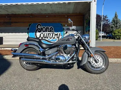 Displacement: 805 cc (49.1 cu. in.) Engine Type: 4-stroke, Liquid-cooled, OHC, 45-degree V-twin Bore...