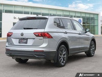 * 4MOTION All-Wheel Drive * Panoramic Moonroof * Automatic LED headlights and LED tail lights * Powe... (image 4)