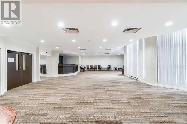 426 - 8351 MCLAUGHLIN ROAD Brampton (Brampton South), Ontario in Condos for Sale in Mississauga / Peel Region - Image 7