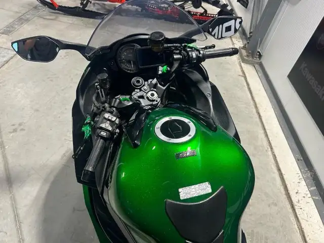 2018 Kawasaki ninja h2 in Street, Cruisers & Choppers in Lanaudière - Image 5