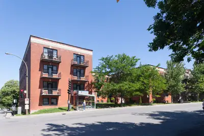 Akelius one bedroom apartment for rent. Located near Queen Mary road and Victoria Avenue in the Cote...