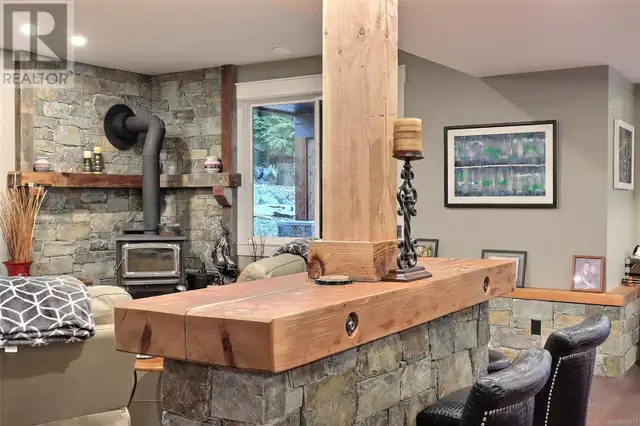 7343 Lakefront Pl Lake Cowichan, British Columbia in Houses for Sale in Victoria - Image 14