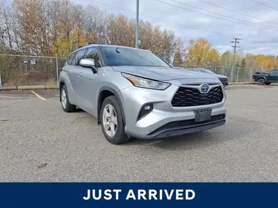 Experience impressive efficiency and capable handling with this 2020 Toyota Highlander Hybrid LE. It...