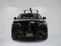 This 2020 Lamborghini Urus is a local Ontario vehicle with a clean Carfax report. Featuring a panora... (image 5)