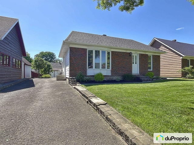 $425,000 - Bungalow for sale in Neufchatel — photo 1