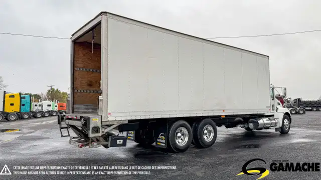 2018 KENWORTH T370 TRUCK DRY BOX VAN WITH TAILGATE in Heavy Trucks in Edmonton - Image 6