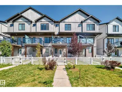 NO CONDO FEES! Welcome to the wonderful community of Cy Becker, located close to shopping, parks and...