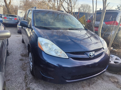 2007 TOYOTA SIENNA LE *LOW PRICE