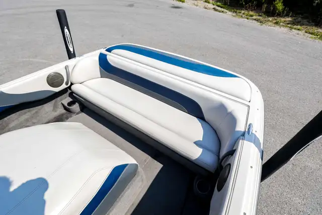 2004 Moomba Outback in Powerboats & Motorboats in Rimouski / Bas-St-Laurent - Image 14