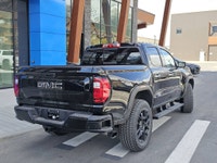 AMVIC Licensed Dealer 11.3 Diagonal GMC Premium Infotainment | 2.7L TurboMax Engine | Denali Black E... (image 7)