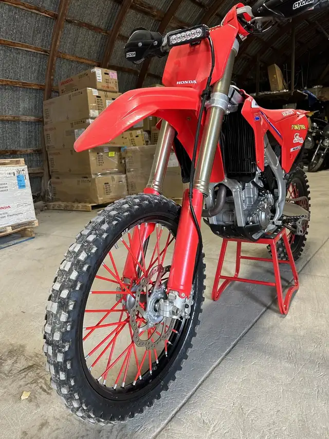 2022 Honda CRF 450R in Dirt Bikes & Motocross in Ottawa - Image 8