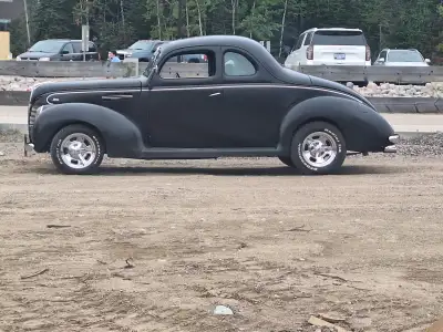 Have for sale 1939 standard ford coupe, 302 mild build, mustang2 front, power steering, power brakes...