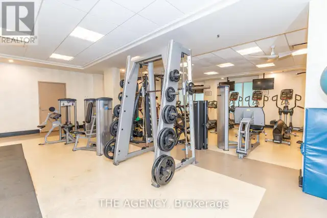 1004 - 1070 SHEPPARD AVENUE Toronto (York University Heights), O in Condos for Sale in City of Toronto - Image 6