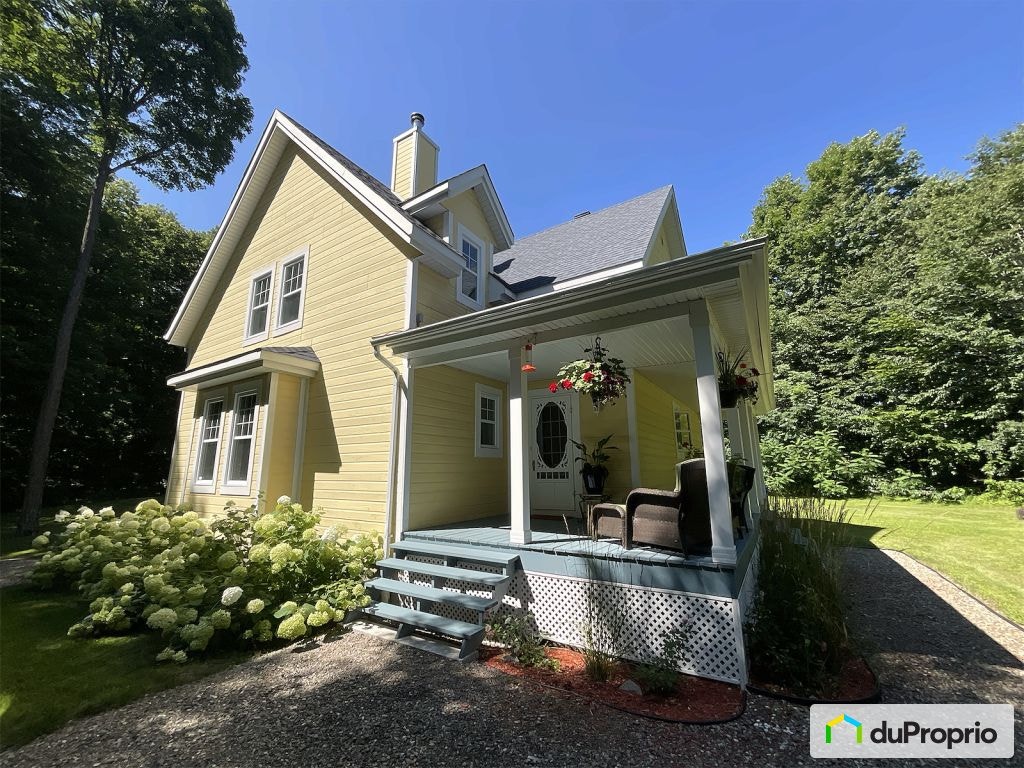 $925,000 - 2 Storey for sale in Rigaud — photo 1