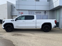 CLEAN CARFAX, Heated Front Seats, Back up Camera, Remote Starter, Front Bucket Seats, RARE STANDARD... (image 1)