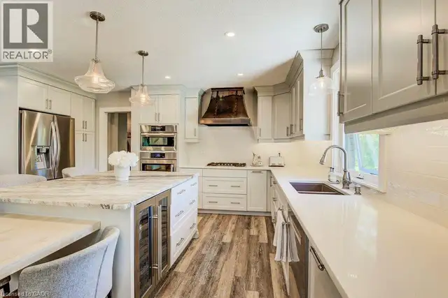 345 OLD STONE Road Waterloo, Ontario in Houses for Sale in Kitchener / Waterloo - Image 9