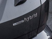 Looking for an athletic, ultra-efficient compact SUV that combines head-turning motorsport styling w... (image 7)
