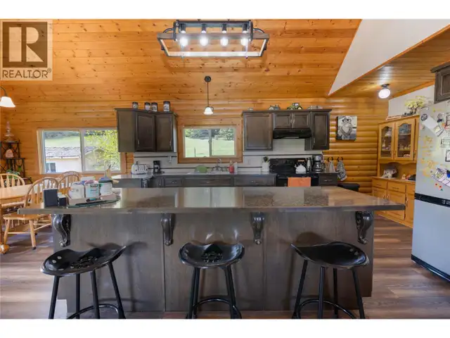 102 Gibson Road Lumby, British Columbia in Land for Sale in Vernon - Image 4