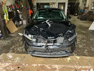 NOUVEAU PRIX PAS VGA 25-5249-24 KIA K5 30105 KM AIR BAGS DEPLOYE , AUTO EN MARCHE ,AUTO ACCIDENTE PA...