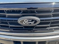 Climate Control, SYNC 4, Remote Keyless Entry, Mobile Hotspot, Blind Spot Detection, Lane Keep Assis... (image 9)