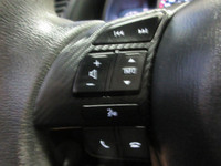 MAZDA 3 2016 GX / AIR-CLIMATISÉ / PUSH START / BLUETOOTH / MAGS SUR PNEUS ÉTÉ AVEC 150600 KM CERTIFI... (image 5)