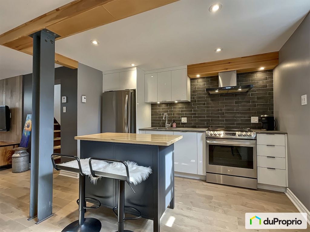 $399,900 - Condominium for sale in Ahuntsic / Cartierville — photo 3