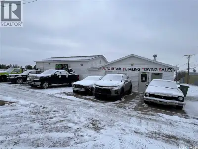 A rare opportunity for investors! This fully equipped, turn-key mechanic shop in Dundurn is ready fo...