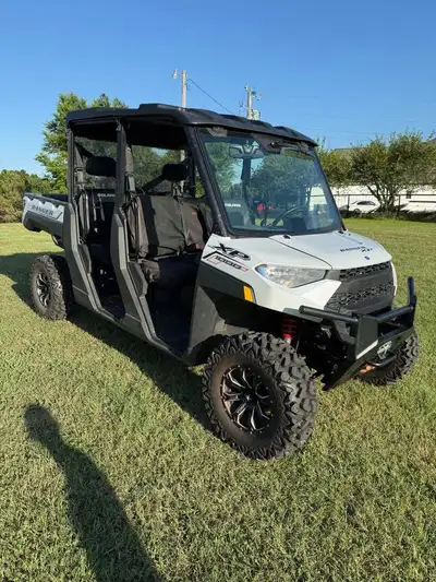 APPLY NOW: https://www.ridecollective.ca/get-pre-approved The 2021 Polaris Ranger Crew XP 1000 deliv...