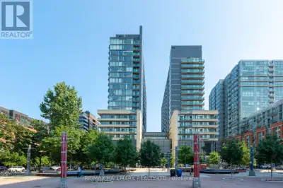 2122E - 36 LISGAR STREET Toronto (Little Portugal), Ontario