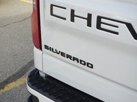2024 Chevrolet Silverado 1500 RST 3.0 L Duramax Turbo-Diesel Efficient, capable, and confidently sty... (image 5)
