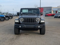 The New 2025 Jeep Gladiator Sport S combines legendary capability with everyday comfort, finished in... (image 9)