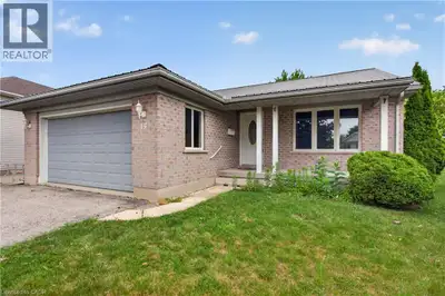Welcome to this beautifully maintained bungalow, ideally situated on a quiet court in the friendly c...