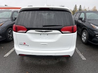 AUCUN DOSSIER DE DOMMAGE Ce Pacifica est équipé de : GPS, Demarreur à distance, Bluetooth, Cruise, P... (image 4)